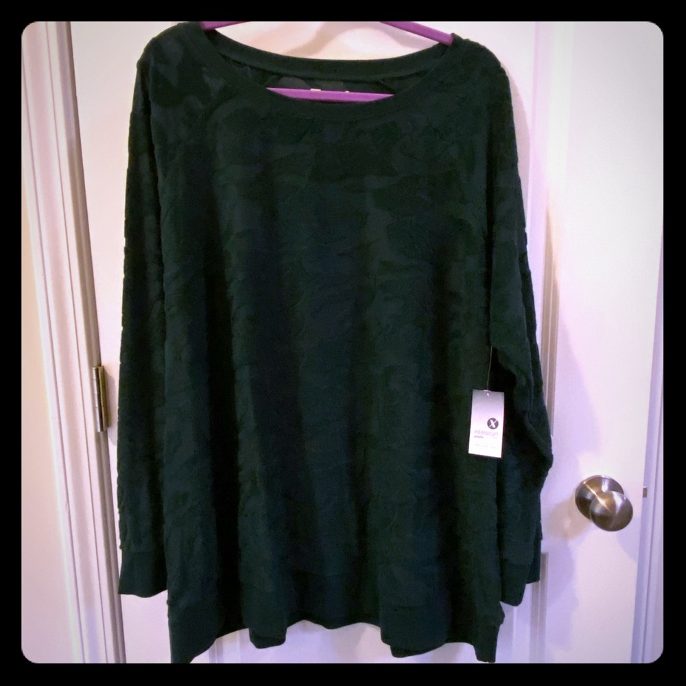 NWT camo pattern green sweatshirt